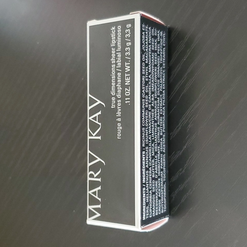 Mary Kay True Dimensions Lipstick-New